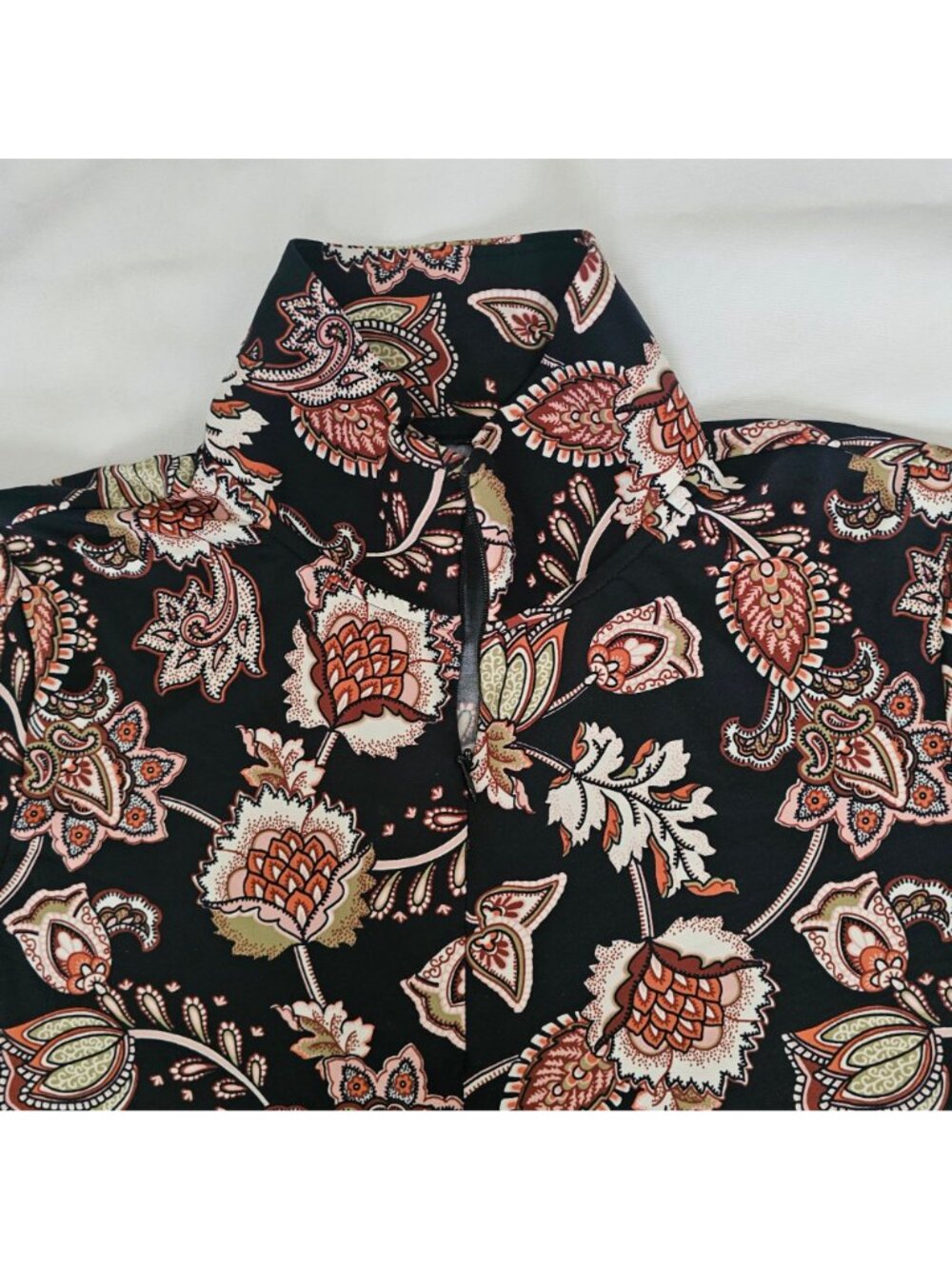 Lands' End Black Floral Mock Neck Long Sleeve Swim Tunic Cover-Up Size M (10-12) - Picture 6 of 16